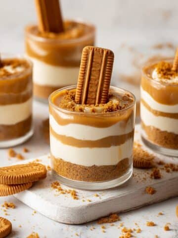 No-Bake Biscoff Cheesecake Cups Recipe