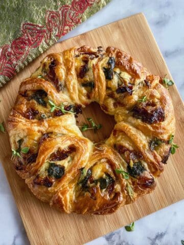 Cranberry Brie Pastry Wreath Recipe