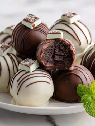 Easy Mint Chocolate Truffles Recipe