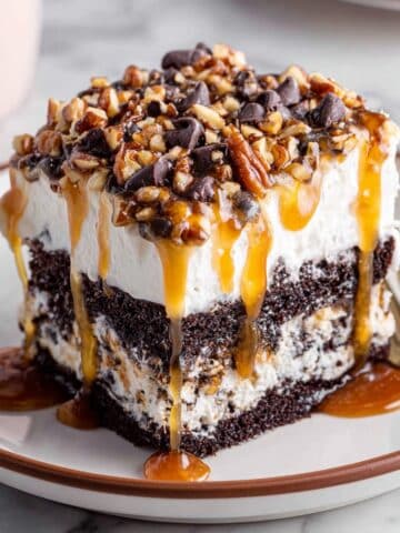 Chocolate Turtle Poke Cake Recipe