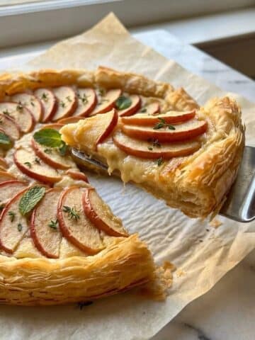 Apple Brie Phyllo Galette with Honey & Thyme Recipe