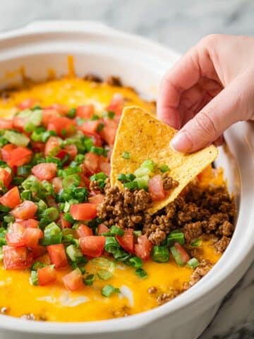 Slow Cooker Taco Beef and Cheese Dip Recipe