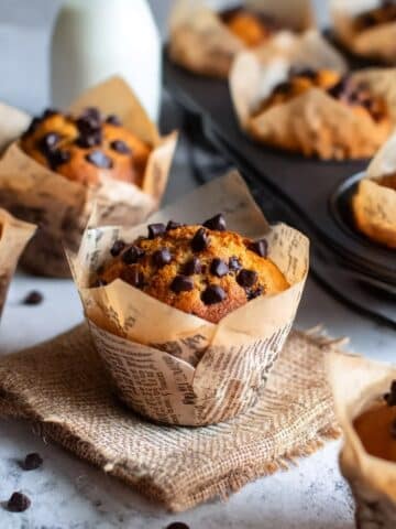 Eggless Whole Wheat Chocolate Chip Muffins Recipe