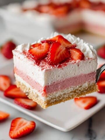 Strawberry Golden Oreo Lush Recipe