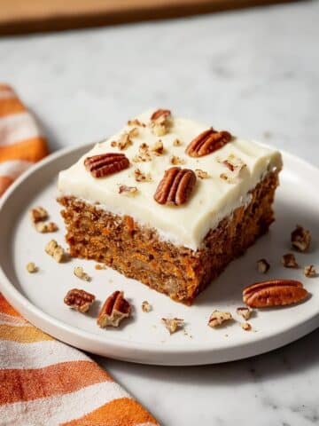 Homemade Moist Carrot Cake with Cream Cheese Frosting Recipe