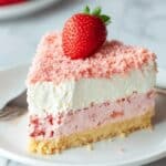 Strawberry Crunch Cheesecake - No Bake Recipe