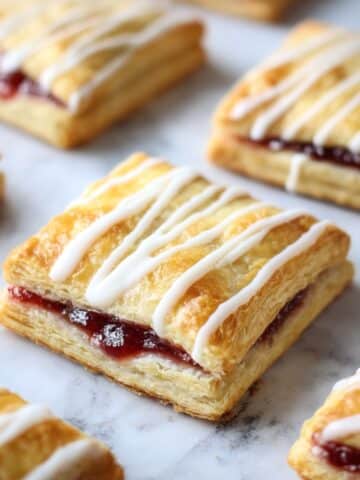 Easy Strawberry Turnovers Recipe