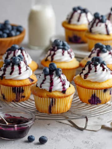 White Chocolate Blueberry Cheesecake Cupcakes Recipe